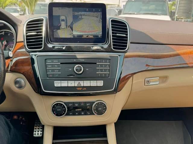 A picture of Foreign used 2017 GLE400