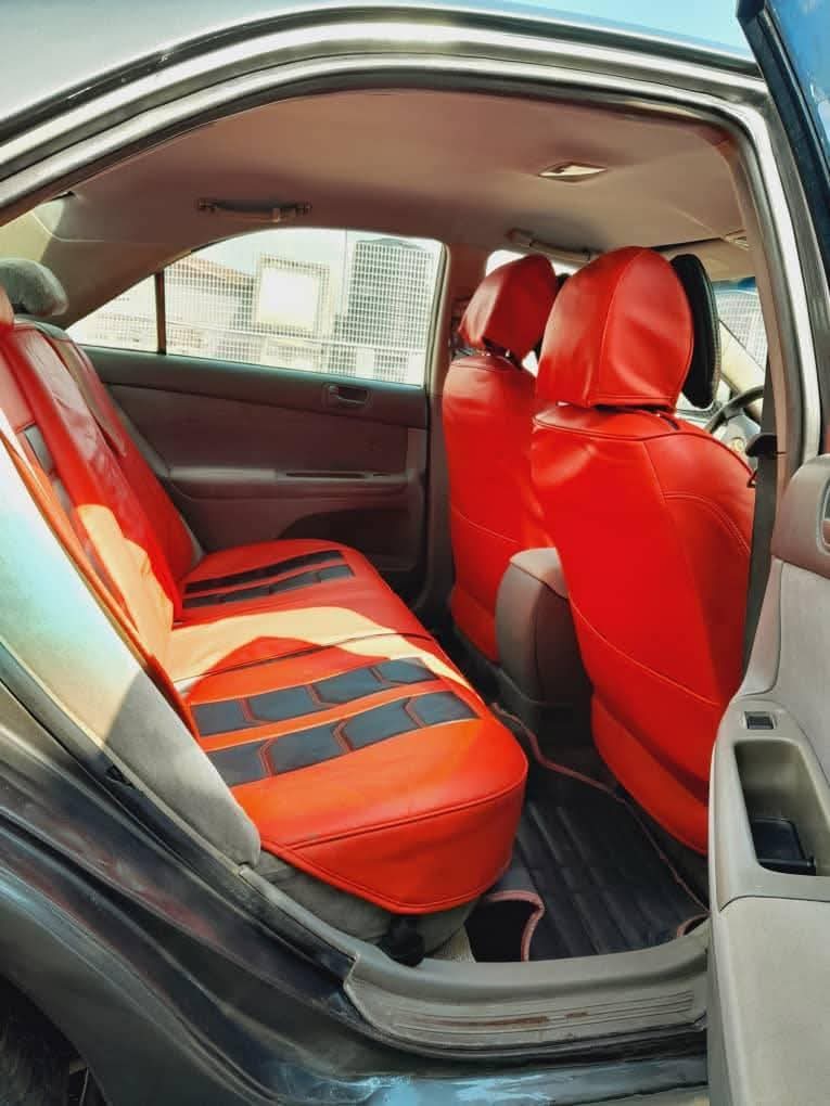 A picture of 2004 Toyota camry 04
