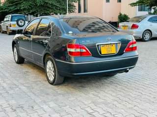 A picture of TOYOTA BREVIS