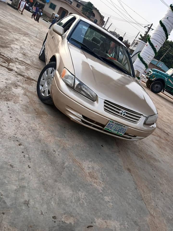 A picture of Toyota Camry tiny light