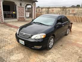 A picture of Toyota Corolla 2004