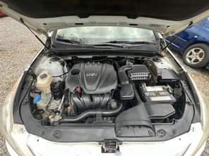 A picture of Extremely clean Hyundai Sonata 2012 neatly used buy and travel