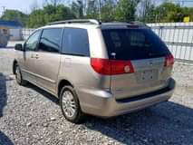 A picture of Toyota sienna
