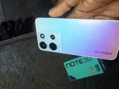 A picture of Infinix not 30