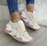 A picture of Female Trending Sneakers
