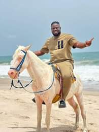 A picture of Happy birthday to my humble self Am here to credit