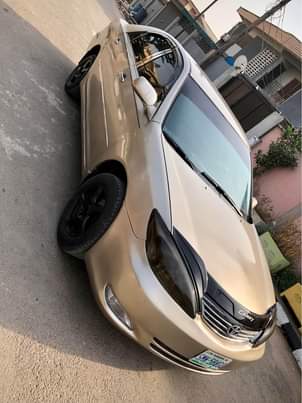 A picture of Clean 2004 camry for sale