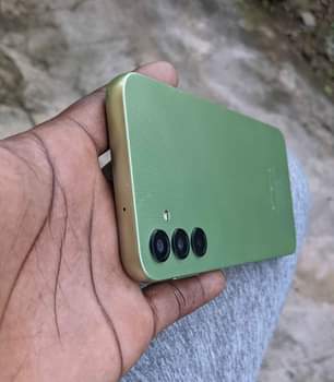 A picture of Samsung galaxy a14 BEI 195 000