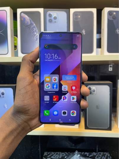 A picture of Tecno Camon 20 Premier 5G 512Gb