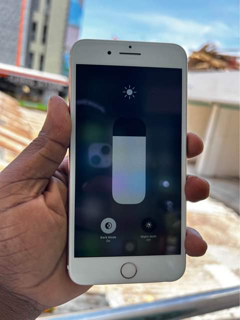 A picture of Iphone 7 Plus GB 128