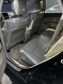 A picture of Lexus 330
