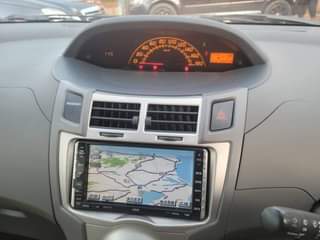 A picture of 2010 TOYOTA VITZ 1.0CC