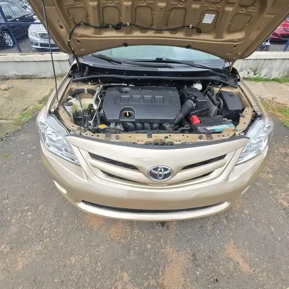 A picture of 2013 Toyota Corolla