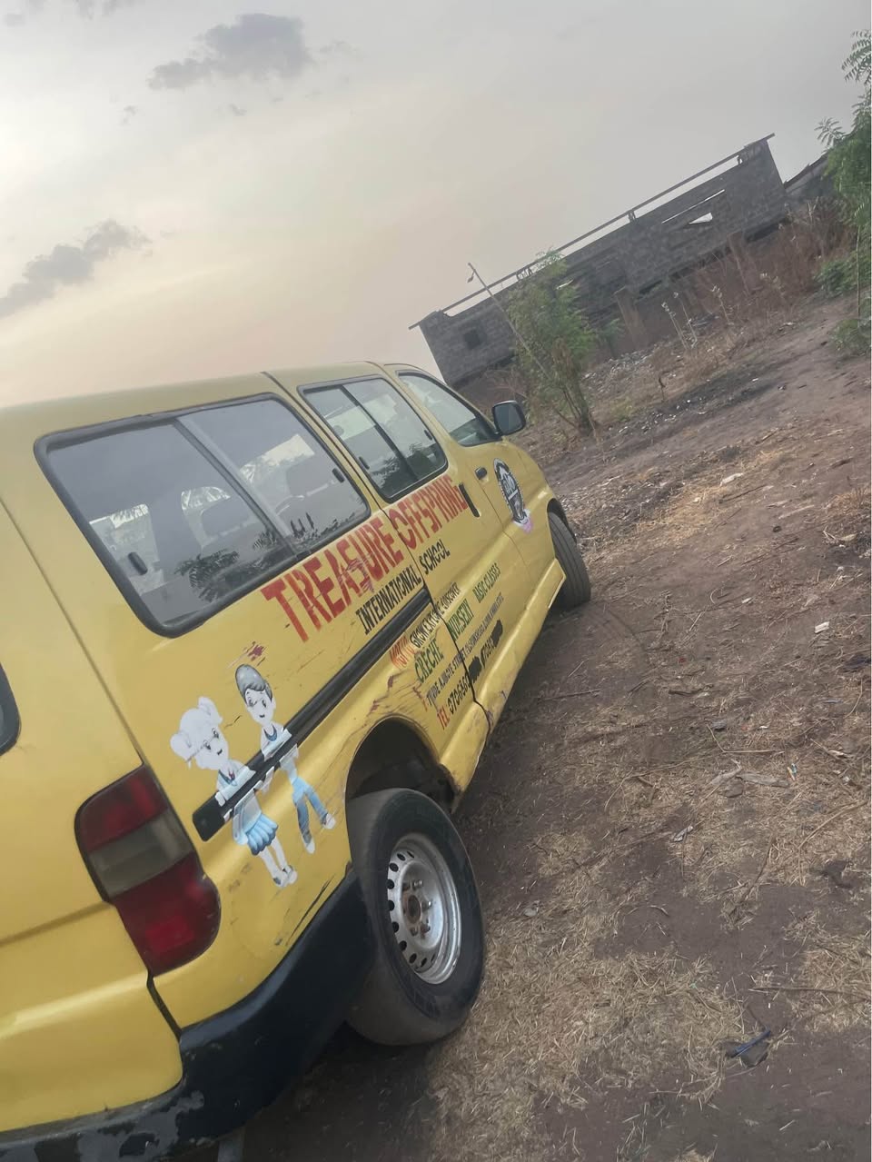 A picture of Toyota hiace
