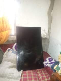 A picture of Tv nchi 42 LG