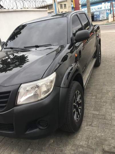 A picture of Toyota hili Everything intact Buy and drive Ac Engine Gear