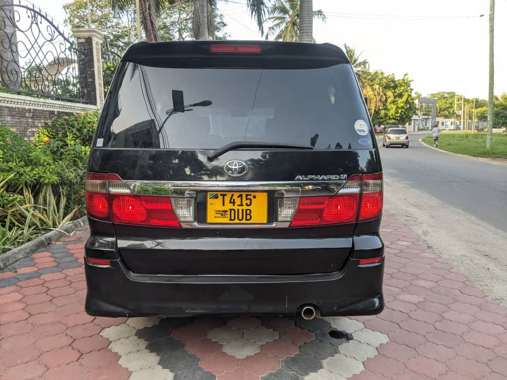 A picture of TOYOTA ALPHARD