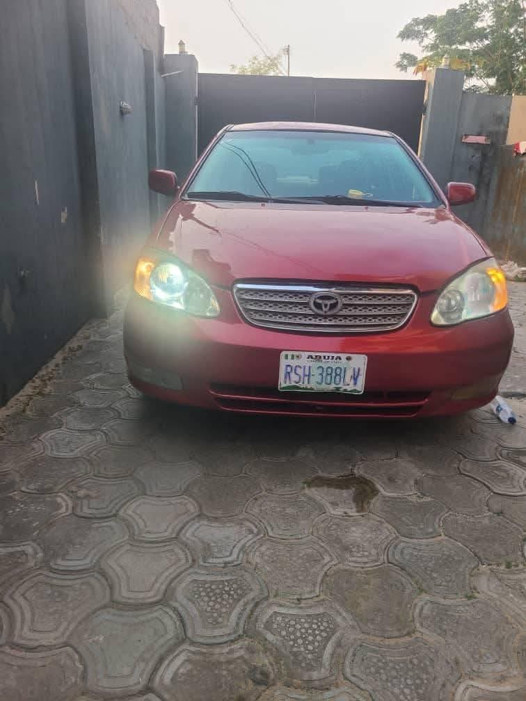 A picture of Toyota Corolla 05
