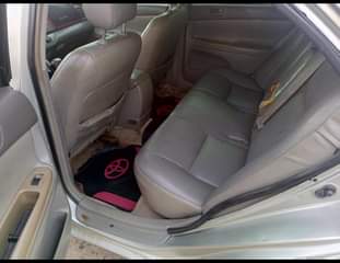 A picture of Toyota Camry 04 engine and gear perfect ok ac chilling