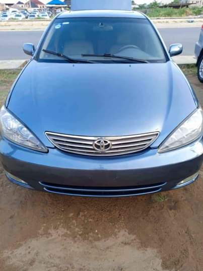 A picture of Available Toyota Camry 2004 model V6