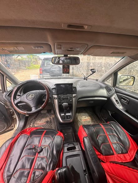 A picture of 2003 Lexus RX 300