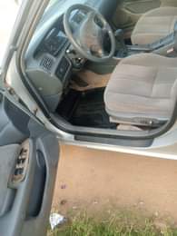 A picture of Toyota Camry 2001 Drop light First body Sound engine and