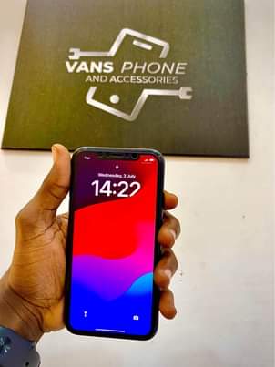 A picture of IPHONE XR 64 GB