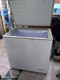 A picture of Freezer hiyo hapo haina shida yeyote inagandish vizuri nicheck tuyajenge