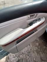 A picture of LEXUS RX330 2006 VERY SHARP FIRST BODY