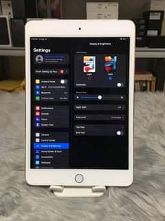 A picture of IPad mini 4 128GB wifi at 380k last call or