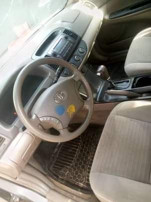 A picture of 2006 Toyota Camry LE