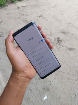 A picture of Samsung S9