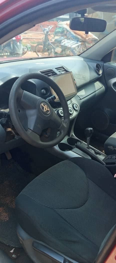 A picture of Rav 4 2008