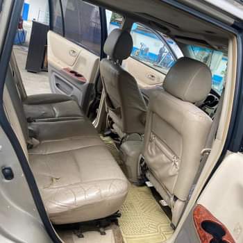 A picture of  Extremely clean Toyota Highland 2006 Please come with your