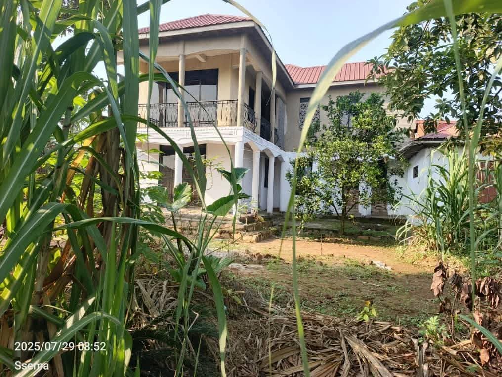 A picture of Flat house for sale