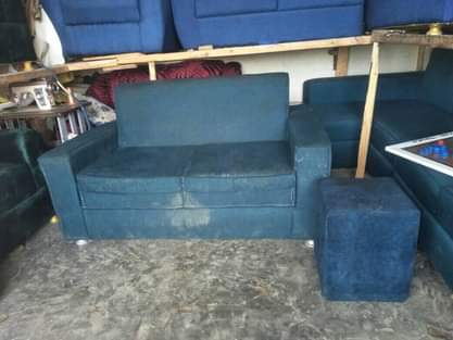 A picture of Tray na sofa