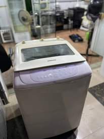 A picture of SAMSUNG Washing mashine kg 13 Inafua na kukausha Bei 400000