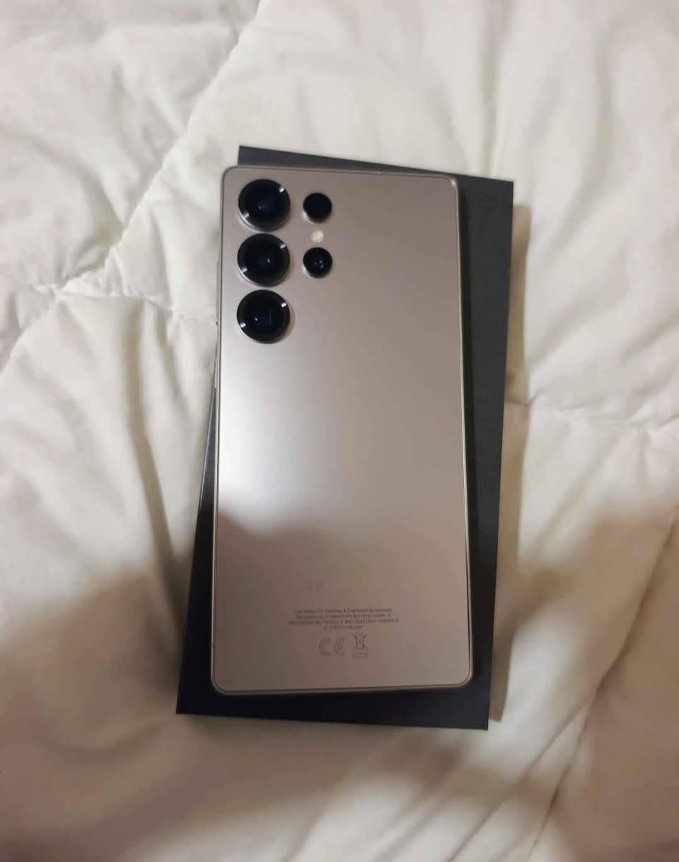 A picture of SAMSUNG S25 ULTRA 5G