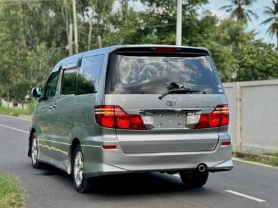 A picture of Toyota ALPHARD