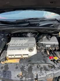 A picture of Lexus Rx330 black