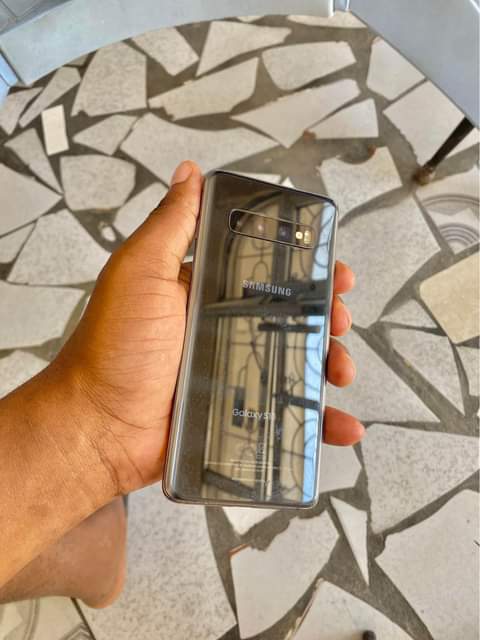 samsung s10