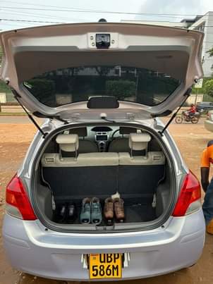 A picture of Vitz 2008 model 1.0cc vvti engine 21m 0756494005 0777540742