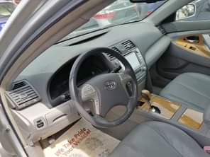 A picture of TOKUNBO Toyota sienna YEAR MODEL 2008 TRANSMISSION Automatic CONDITION Buy