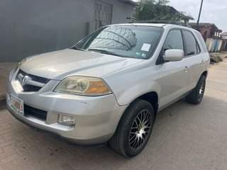 A picture of 2005 ACURA MDX USED