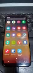 A picture of Samsung galaxy s8 Duos slight crack