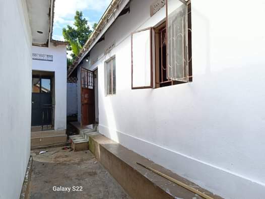 A picture of 40m 0752504694