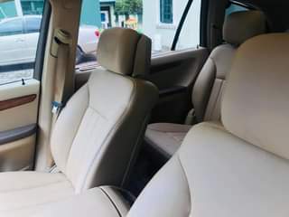 A picture of Sharp R350 Benz 4matic just 2 750million last