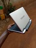 A picture of TOSHIBA MIN LAPTOP RAM 1GB HDDS 160GB CHARGE 20 MIN