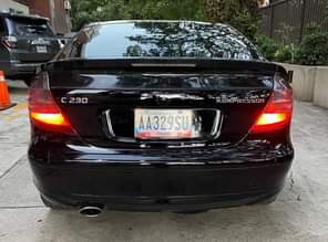 A picture of URGENT BUYERS ONLY CALL mr Anthony 09063948959 CLEAN 2004 Mercedes