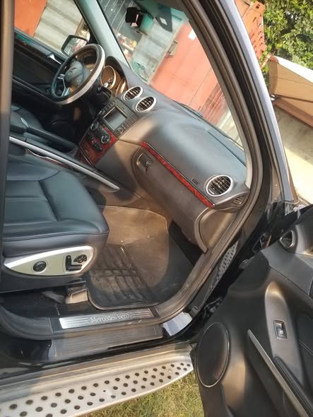 A picture of Mercedes GL450 4matic